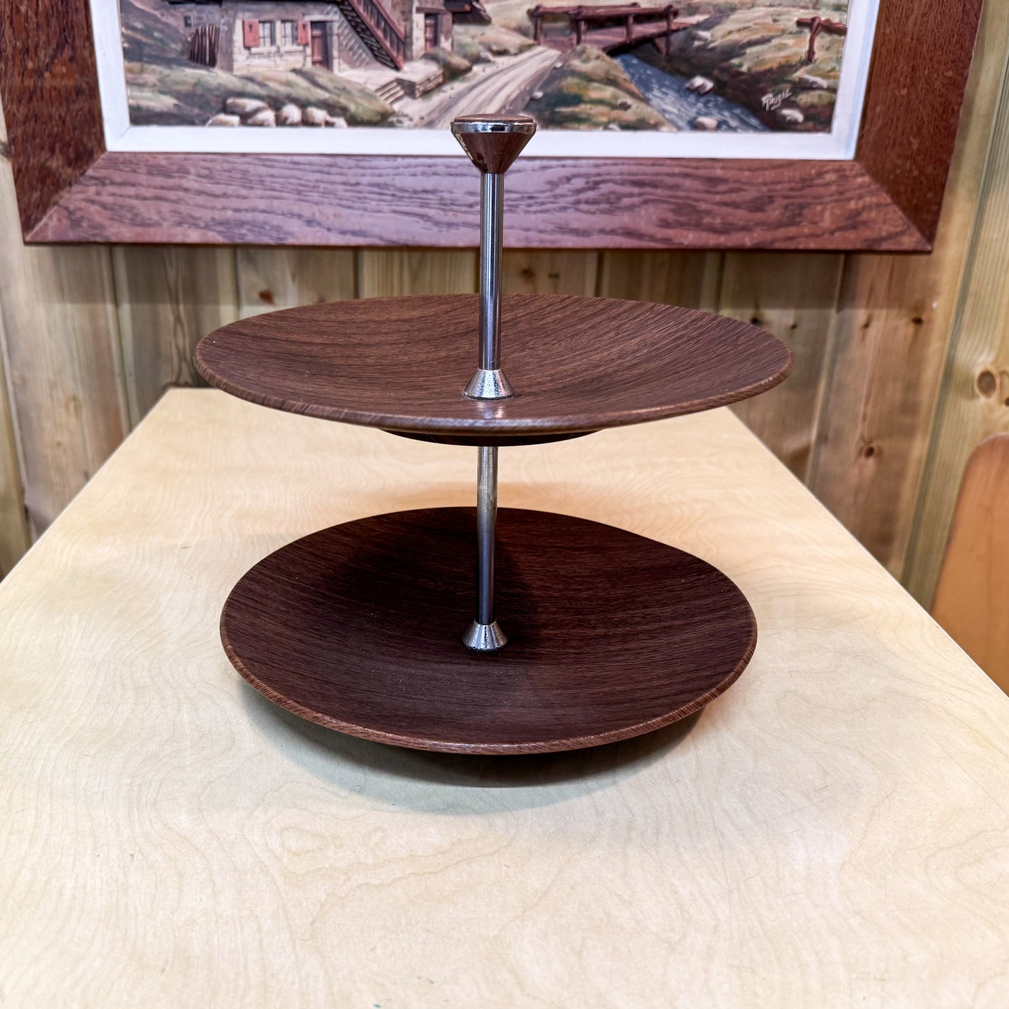 Wooden cake stand