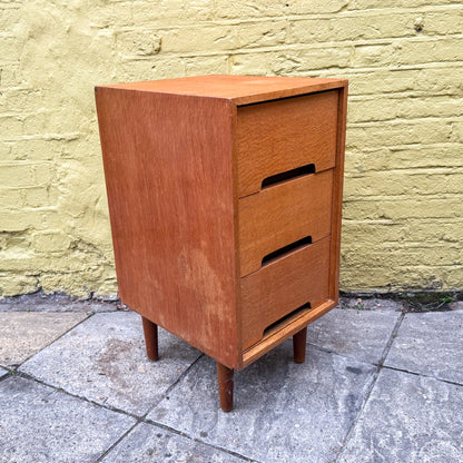 Mid Century sett of drawers