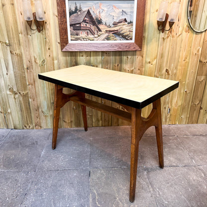 French bistro table