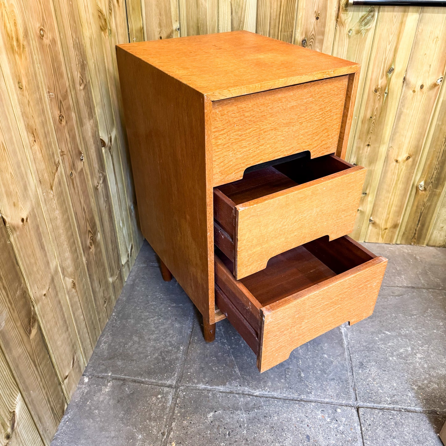 Mid Century sett of drawers