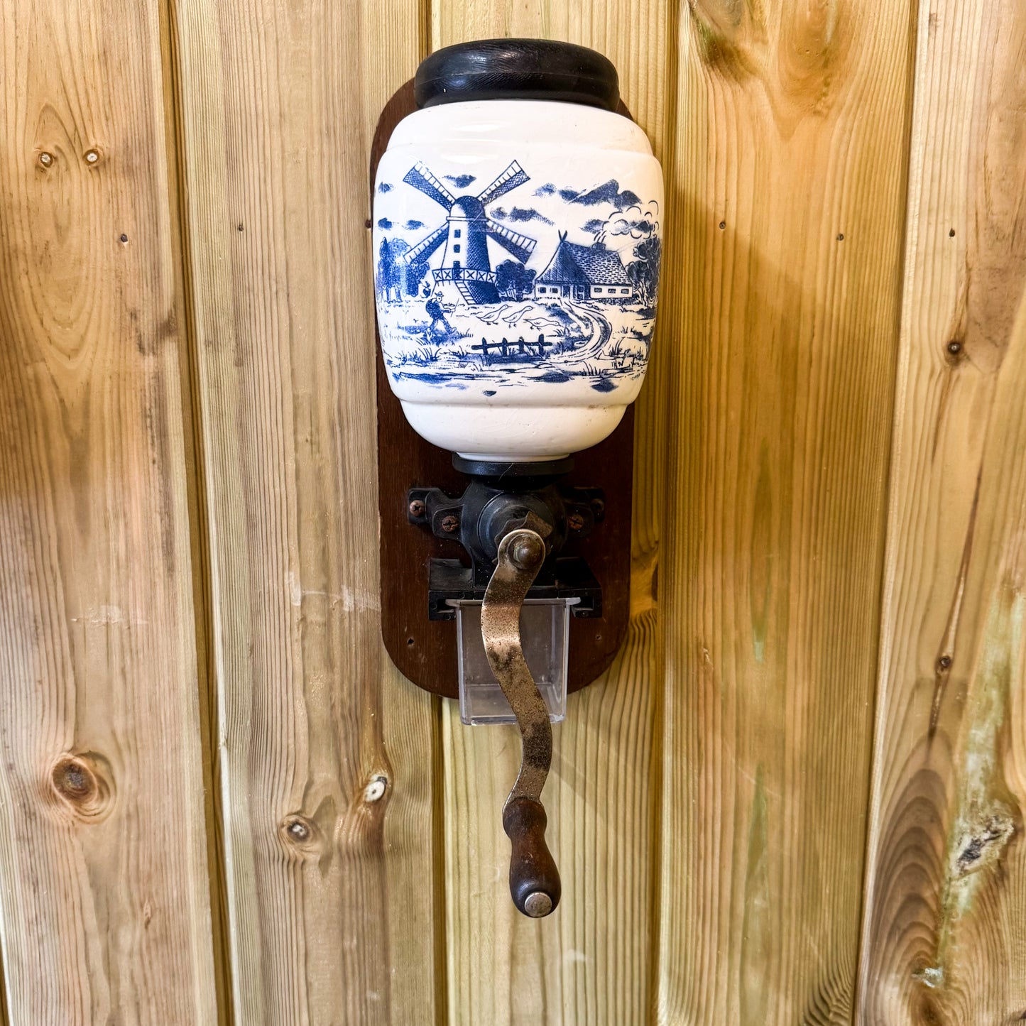 Wall mounted dutch coffee grinder